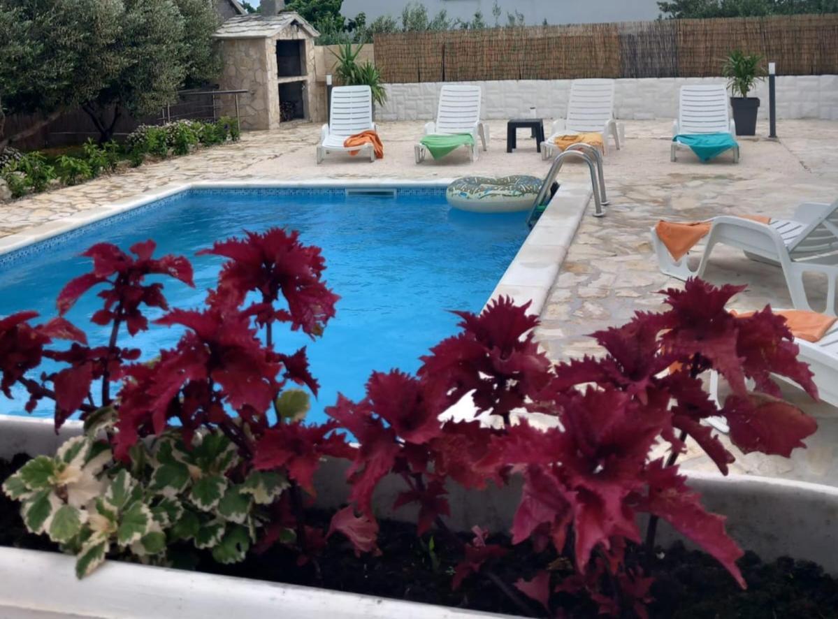Holiday home House M&a&k With Swimming Pool